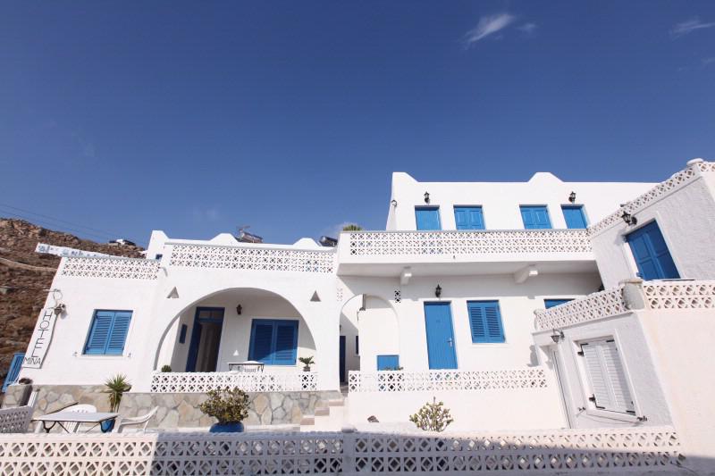 Mina Beach Agios Stefanos  Luaran gambar